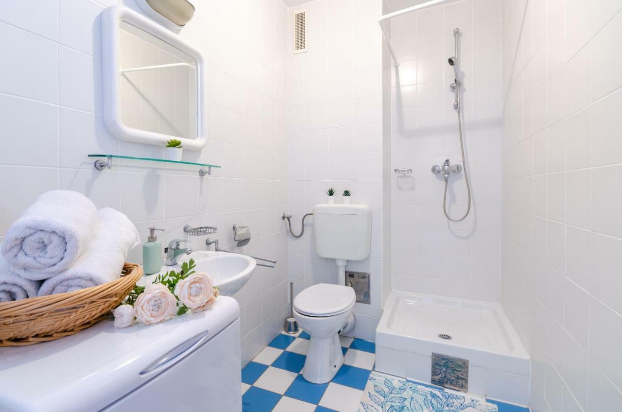 Apartment Tia Crikvenica Luaran gambar