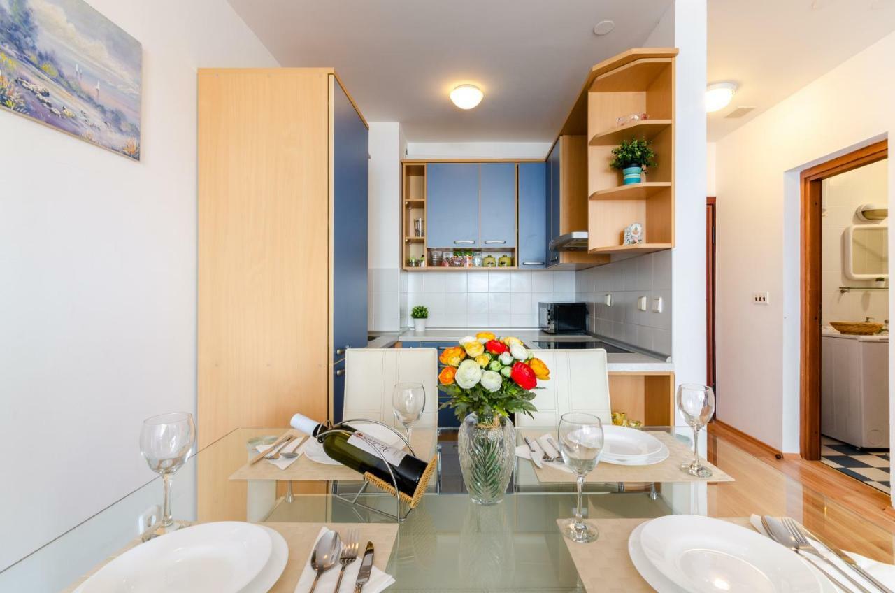Apartment Tia Crikvenica Luaran gambar